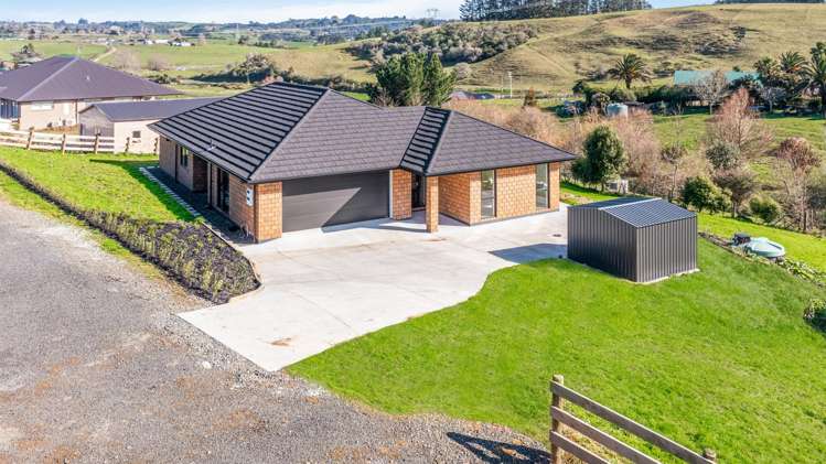 5 Don Mackinnon Way Hunua_19