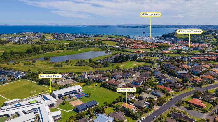 83 Alec Craig Way Gulf Harbour_37