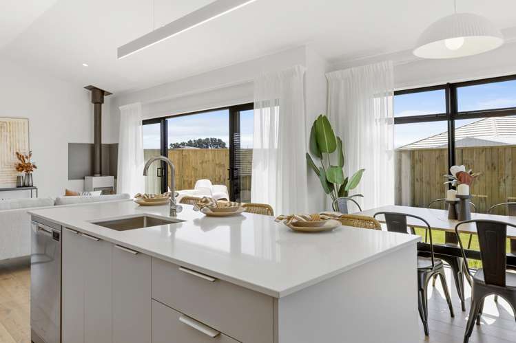 6 Neinei Place Wharewaka_13