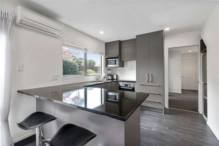 6a Braco Place Burnside_7