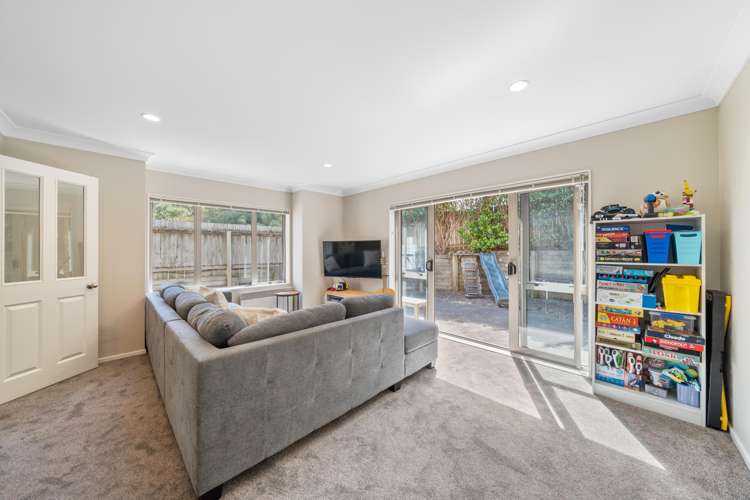 92 Amesbury Drive Churton Park_2