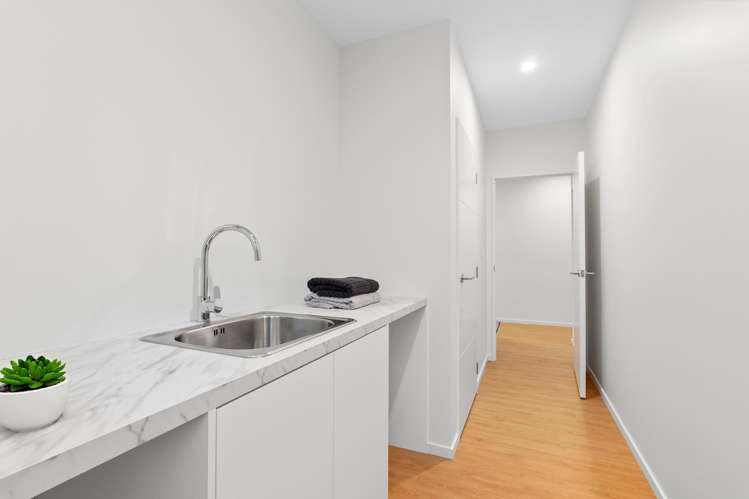 16 Soleares Avenue Mount Pleasant_20