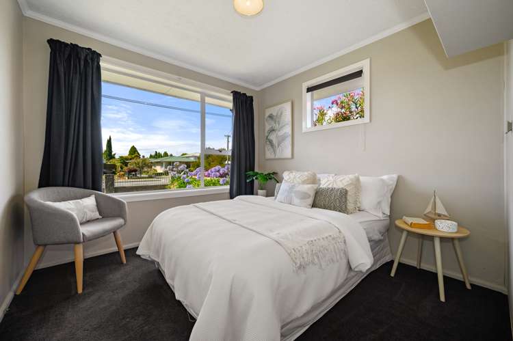 66 Neill Street Hornby_13