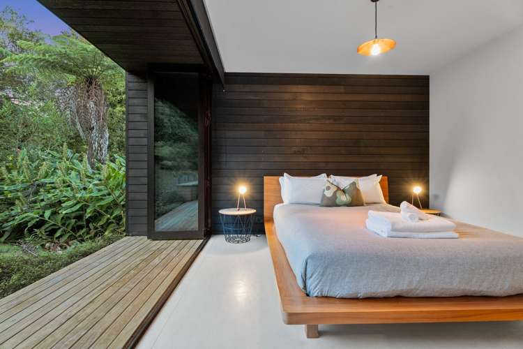 1 Huruhi Road Oneroa_13