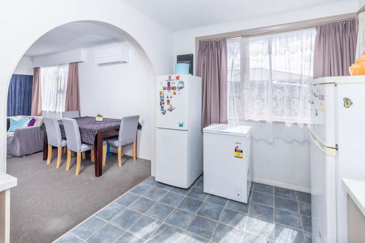 22 Sefton Crescent Chartwell_5