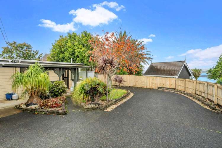 29a Lookout Drive Laingholm_21