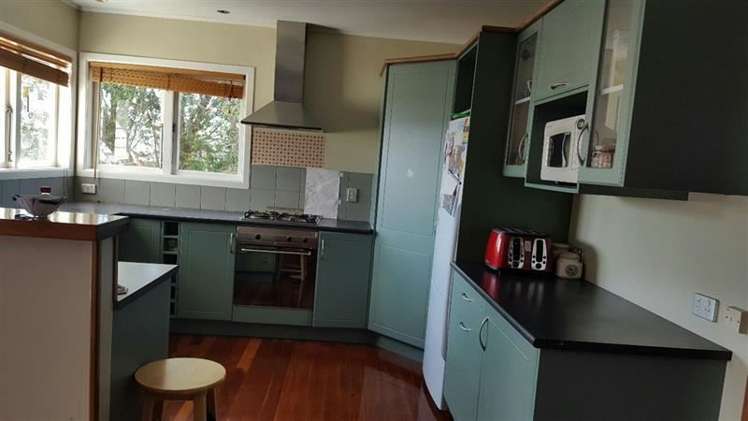 5 Mackenzie Street Te Atatu South_9