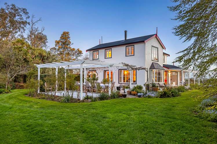 12 Davis Road Cust_30