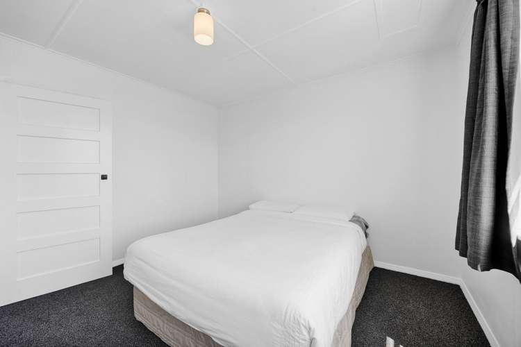 2 Waihi Road Hawera_16