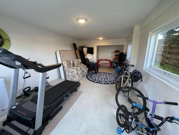 22 Jefferson Place Brookfield_23