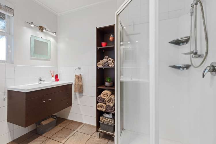 2 Longwood Lane Otumoetai_15