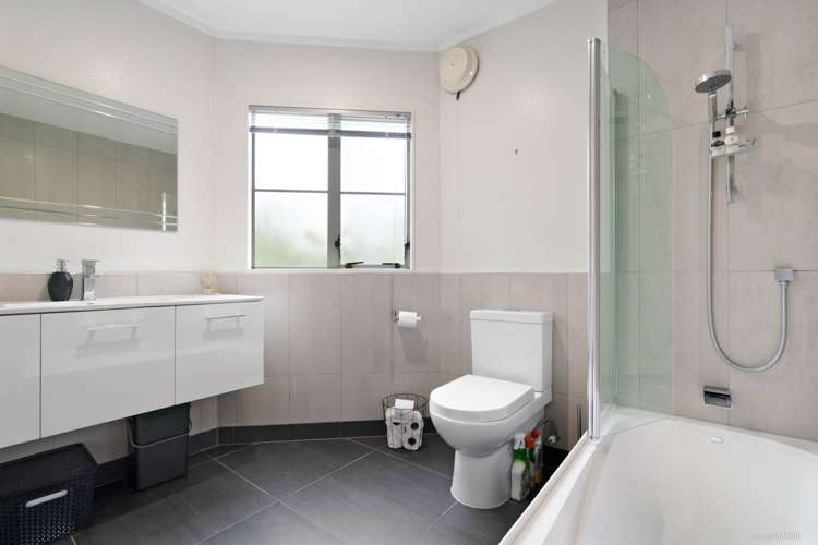 2/12 Mount Blanc Place Northpark_9