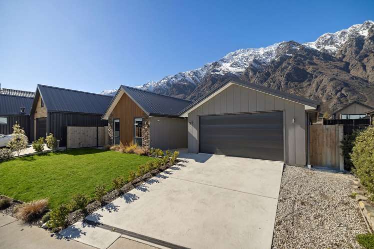 70 Spur Ridge Rise, Hanley's Farm_0