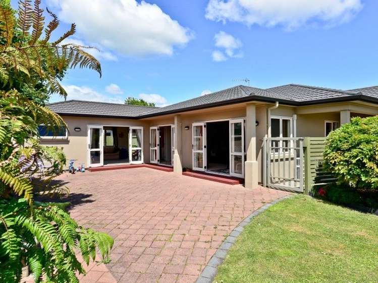 11 Westminster Place Rototuna North_1