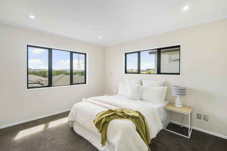 10 Drumnaconagher Road Flat Bush_13