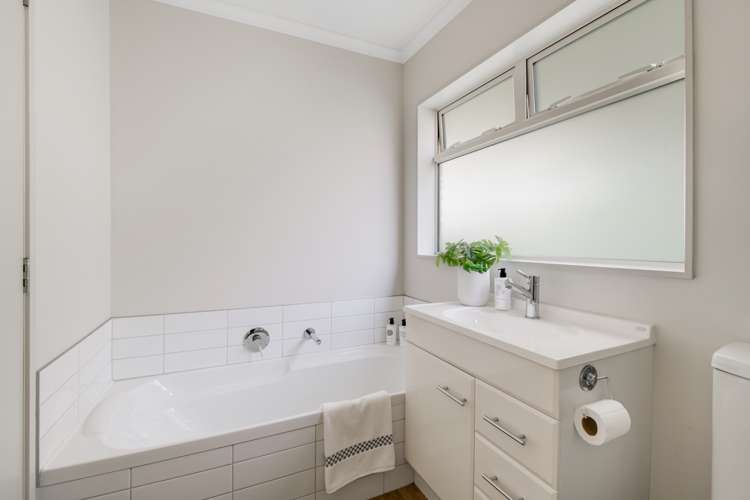 10a Centreway Road Orewa_13