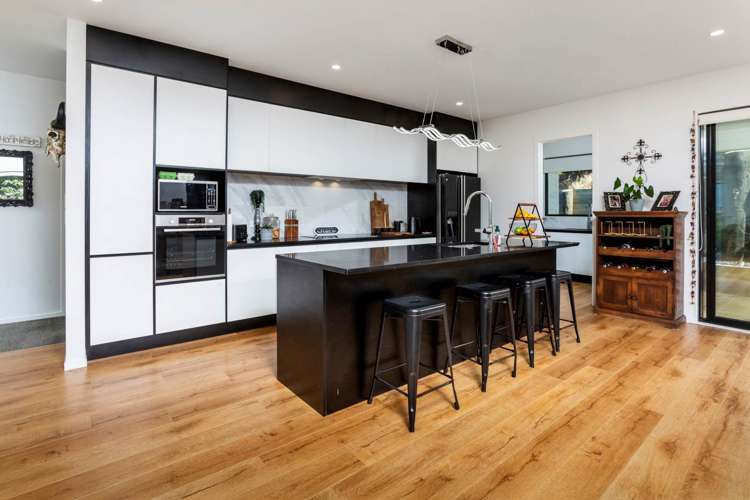 10 Awaiti Way Orewa_10