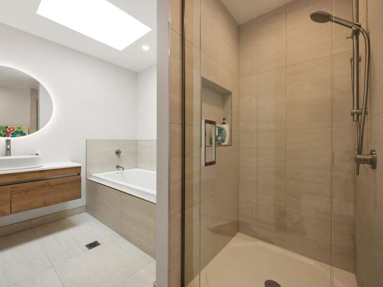 1/6 Kimbolton Street Rototuna North_9