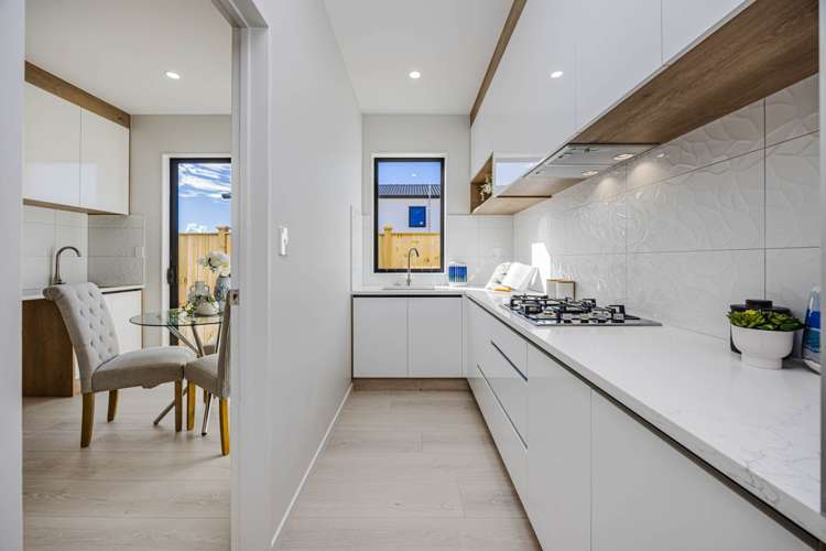 23 Obelus Road Flat Bush_10