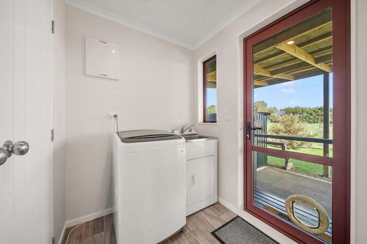 8 Madison St Carterton_12