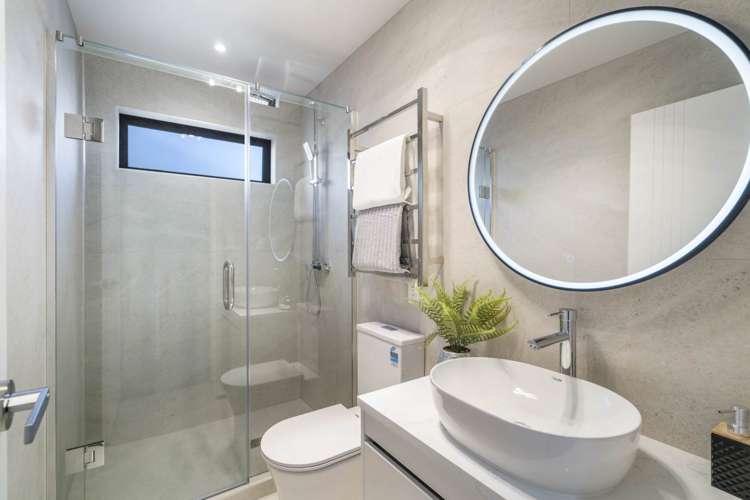 7/16 Binsted Road New Lynn_9