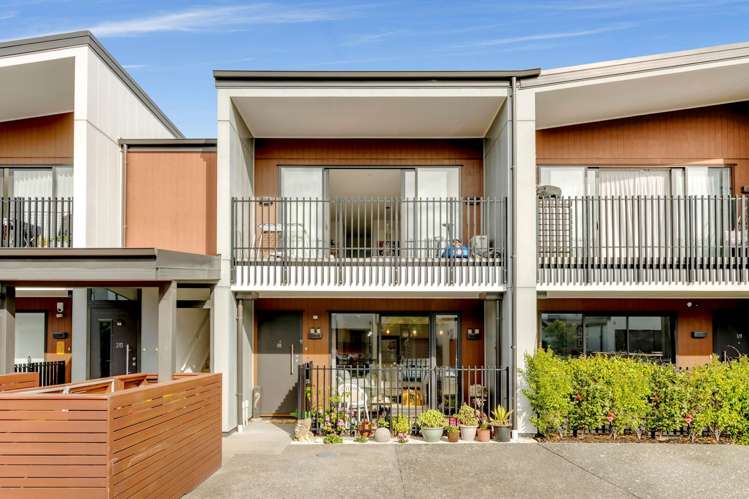 1/11 Paketai Lane Beachlands_6
