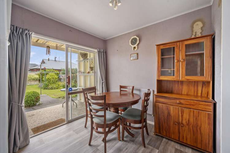 910 Lawrence Street Akina_4