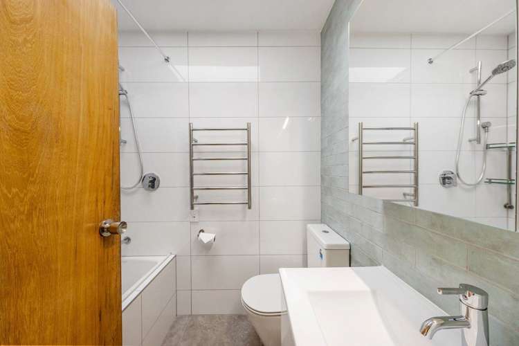 2/35 Esplanade Road Mt Eden_12