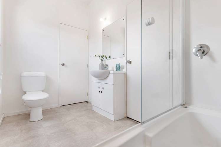 12/1 Melview Place New Lynn_10