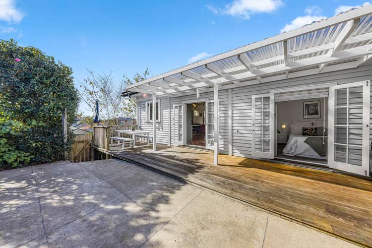 9 Mons Avenue Mount Roskill_24