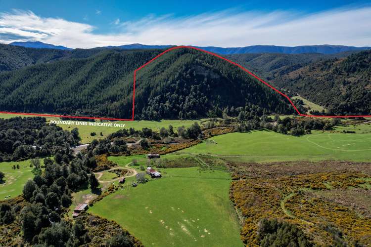 Rainy River Road Atapo_5