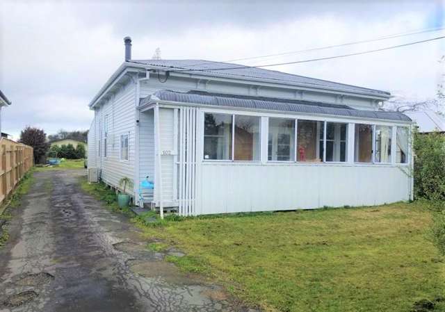 MASTERTON - 4 BEDROOMS