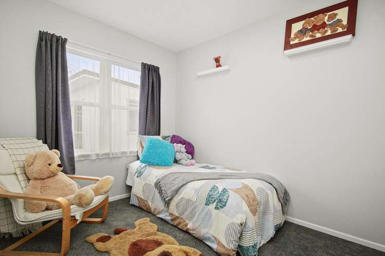 1297 Fergusson Drive Brown Owl_8