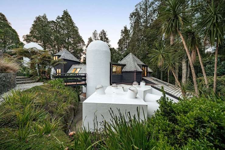 24 Channel View Road, Campbells Bay, North Shore Auckland
