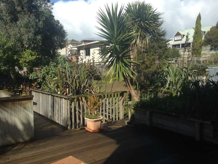 27 Copplestone Place New Lynn_11