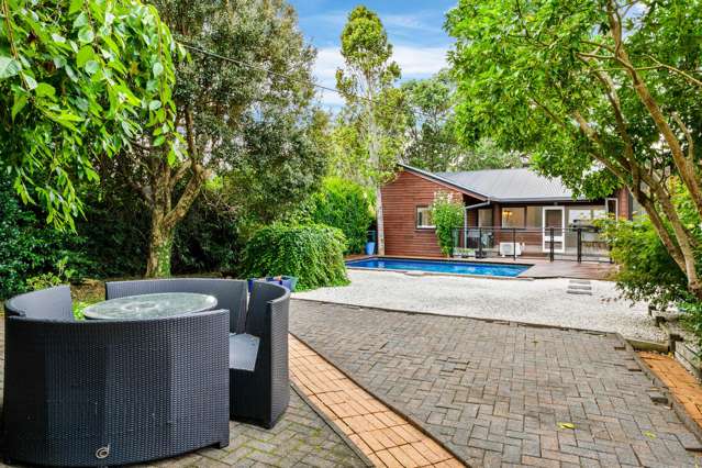 279 Royal Road Massey_4