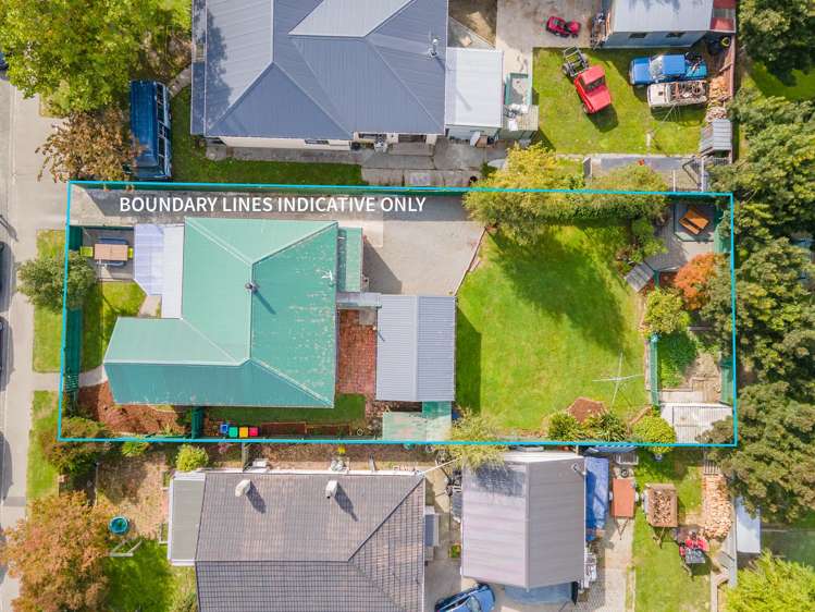 38 Raymond Street West End_13