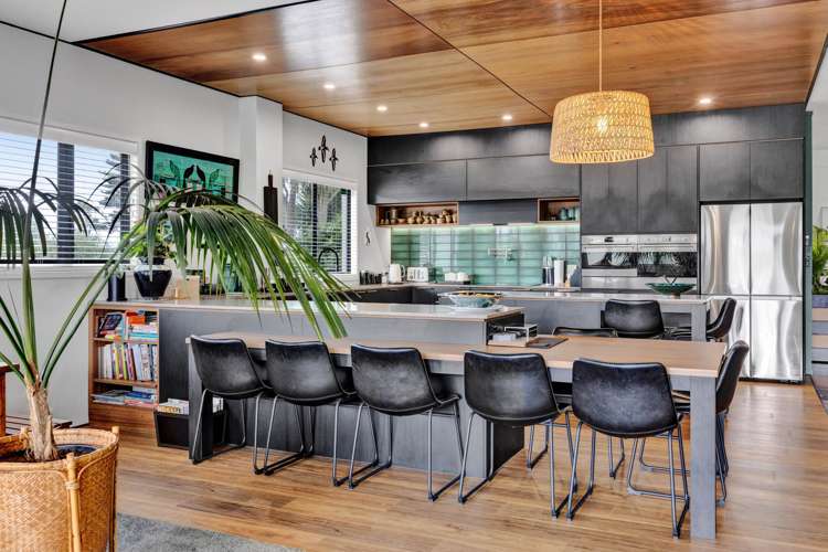 30 Fox Street Opunake_11