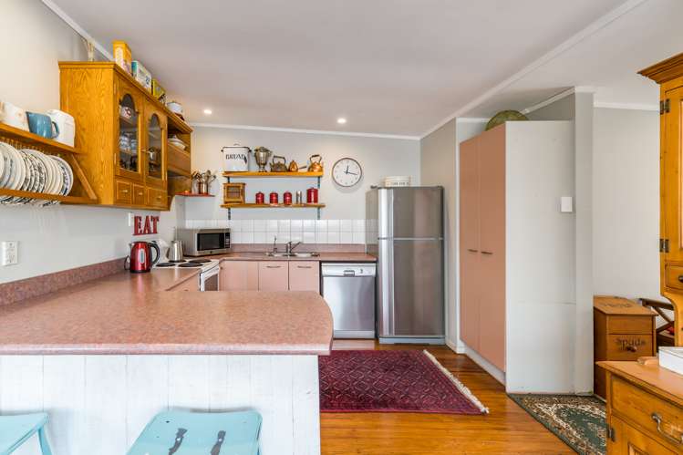 16 Bonita Avenue Stanmore Bay_13