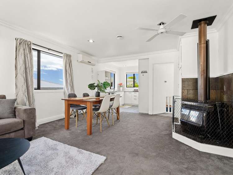 28 Stephen Street Halfway Bush_7