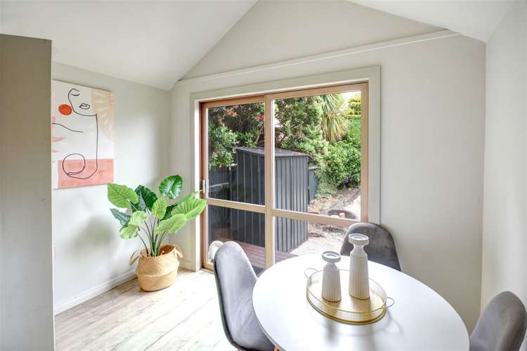 22 De Carle Street Saint Kilda_6