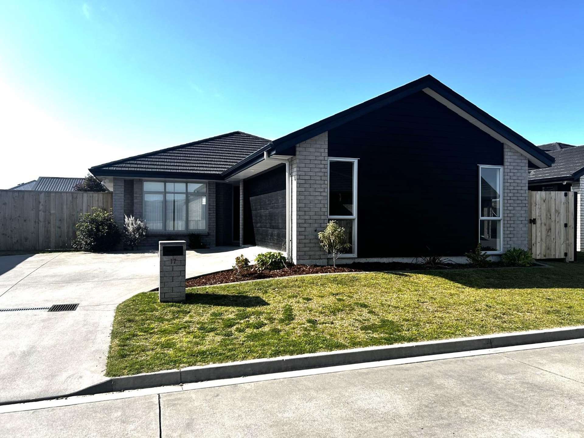 17 Komata Crescent Papamoa_0