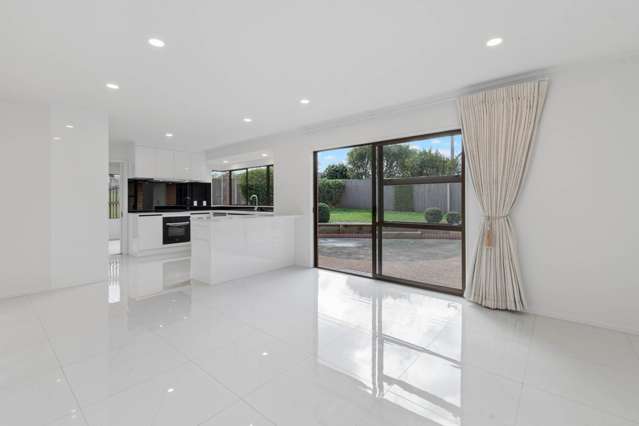 73 Mirrabooka Avenue Botany Downs_3