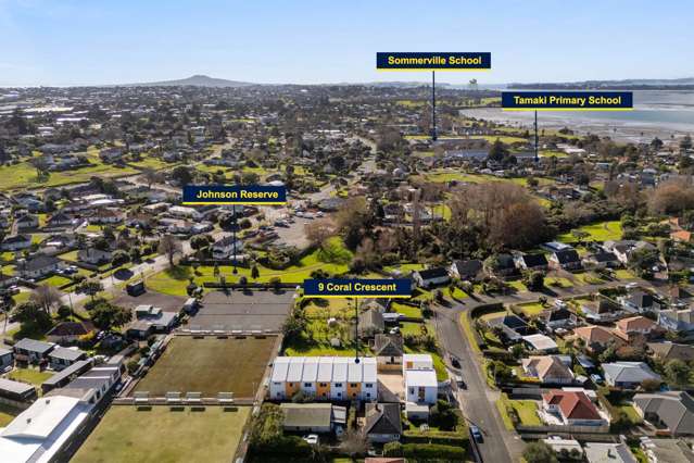 7/9 Coral Crescent Panmure_3