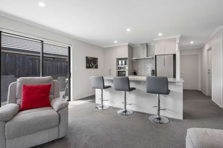 14 Eastbank Drive Katikati_6