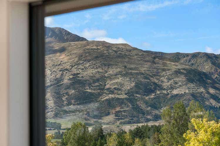 11 Sarges Way Lake Hawea_16