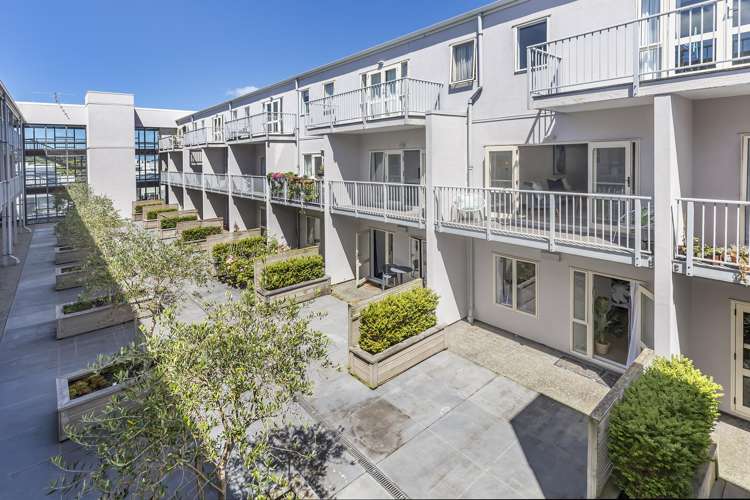 114/72 Herald Street Berhampore_13