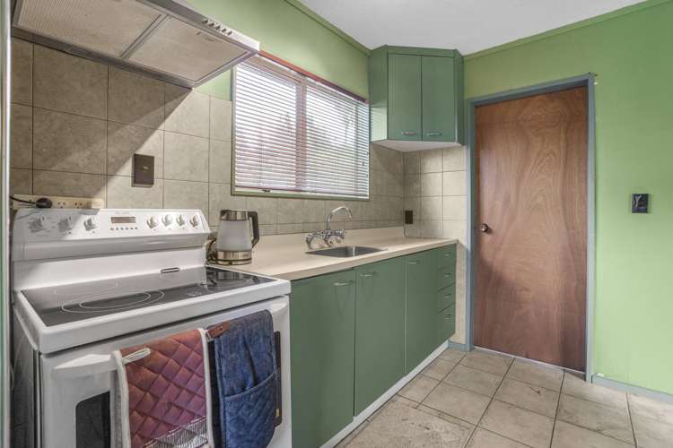 26 Newburn Grove Wainuiomata_11