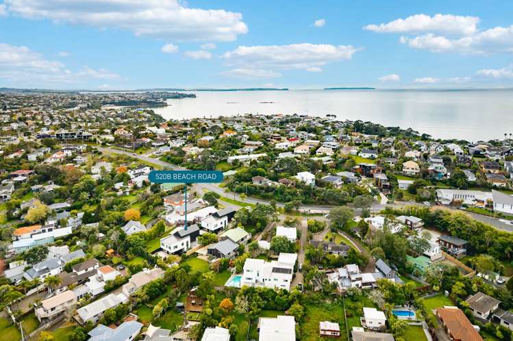 2/520 Beach Road Murrays Bay_35
