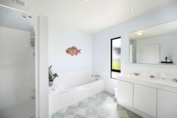 18 Masters Road Eureka_18